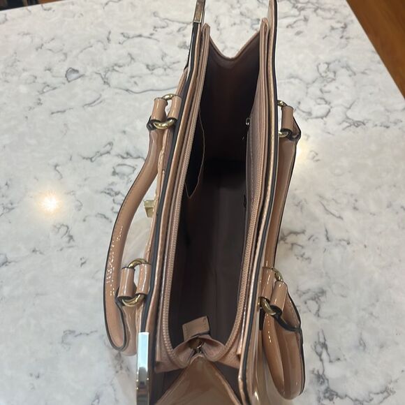 Apt 9 Tan Rose Gold Quilted Handbag Faux Leather Gold Turnlock Purse - Picture 7 of 9